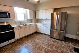81 Broad St, Leetsdale, PA 15056 - Photo 11