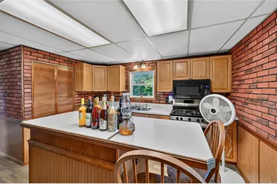 197 Elm St, Burrel-Blacklick, PA 15717 - Photo 11