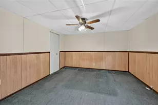 197 Elm St, Burrel-Blacklick, PA 15717 - Photo 17