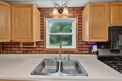 197 Elm St, Burrel-Blacklick, PA 15717 - Photo 9