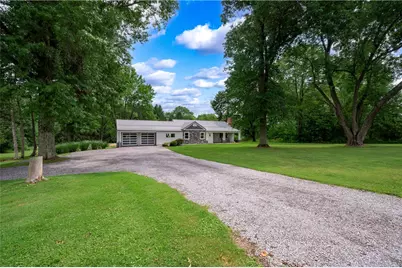 2763 Mercer Butler Pike, Liberty Township, PA 16127 - Photo 3