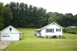 6184 Leechburg Rd, Allegheny Township, PA 15656 - Photo 1