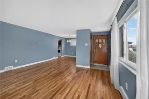 5568 Clark Ave, Bethel Park, PA 15102 - Photo 7