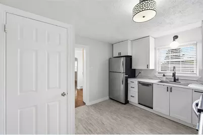 157 Pennsylvania Ave, Bridgeville, PA 15017 - Photo 9