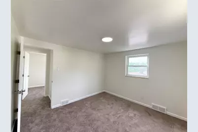 2429 Rose Garden Rd, Banksville/Westwood, PA 15220 - Photo 21