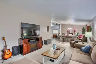 164 Harbor Village Dr, Union Township, PA 16116 - Photo 3