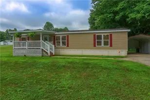 164 Harbor Village Dr, Union Township, PA 16116 - Photo 1