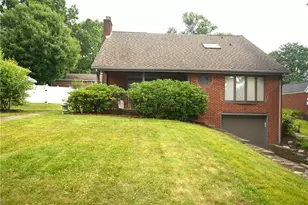 1816 Park Cir Dr, Pittsburgh, PA 15116 - Photo 1