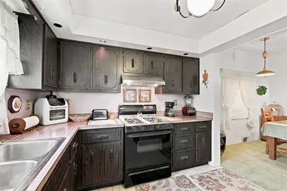 220 Brokaw Ave, Donora, PA 15033 - Photo 3