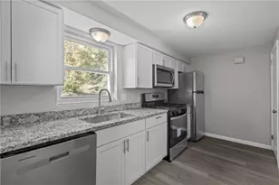 2982 Kestner Ave, Pittsburgh, PA 15227 - Photo 9