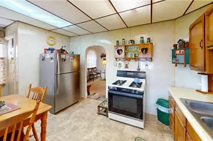 206 McClain Ave, Butler, PA 16001 - Photo 13