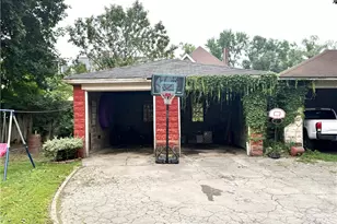 311 Boyles Ave, New Castle, PA 16101 - Photo 27