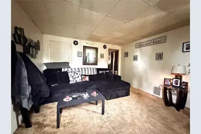 311 Boyles Ave, New Castle, PA 16101 - Photo 17