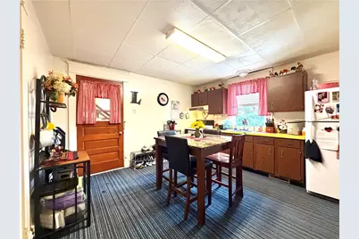 311 Boyles Ave, New Castle, PA 16101 - Photo 15