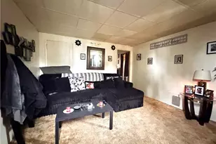311 Boyles Ave, New Castle, PA 16101 - Photo 17