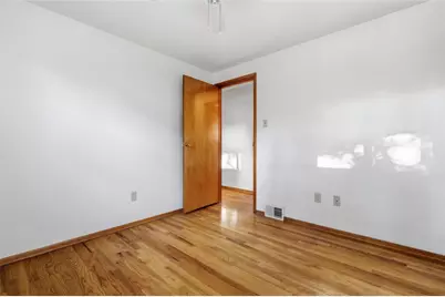 4 Gien Dr, Pittsburgh, PA 15209 - Photo 17