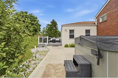 6512 Springvale Dr, South Park, PA 15236 - Photo 41