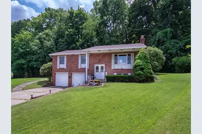 201 Falcon Ridge Drive, New Kensington, PA 15068 - Photo 3