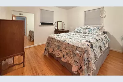 1219 Connecticut St, Hopewell Township, PA 15001 - Photo 23