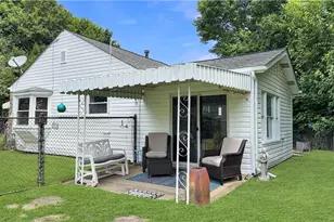 1219 Connecticut St, Hopewell Township, PA 15001 - Photo 7
