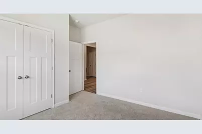 101 Olivia Dr, New Stanton, PA 15639 - Photo 15