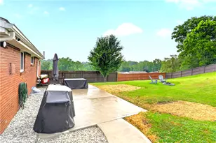 12 Corbett Ave, Hempfield Township, PA 15642 - Photo 23