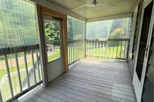 1140 Chapel Rd, Center Township, PA 15061 - Photo 17