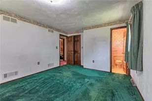 112 Friendship Ln, Hempfield Township, PA 15601 - Photo 21