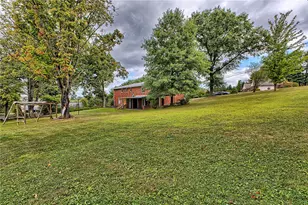 112 Friendship Ln, Hempfield Township, PA 15601 - Photo 37