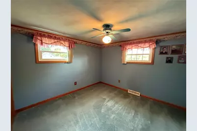 607 Ridge Avenue, E Mahoning/Marion Ctr, PA 15759 - Photo 9