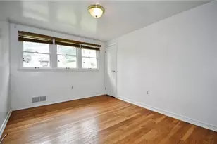 371 Chess St, Bridgeville, PA 15017 - Photo 7