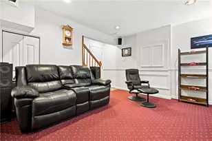 1033 Robinwood Dr, South Park, PA 15129 - Photo 27