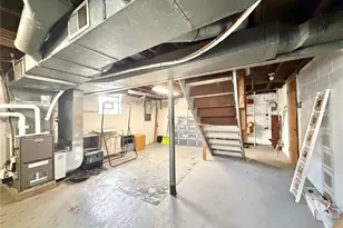4289 Glen Lytle Rd, Pittsburgh, PA 15217 - Photo 25