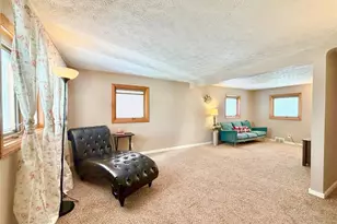 4289 Glen Lytle Rd, Pittsburgh, PA 15217 - Photo 5