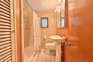 4289 Glen Lytle Rd, Pittsburgh, PA 15217 - Photo 19