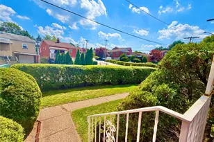 4289 Glen Lytle Rd, Pittsburgh, PA 15217 - Photo 3