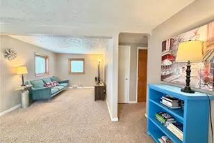 4289 Glen Lytle Rd, Pittsburgh, PA 15217 - Photo 7