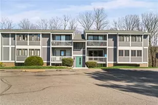 323 Ridge Point Cir, South Fayette, PA 15017 - Photo 3