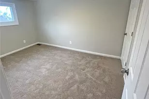 401-403 Georgetown Rd, Cecil, PA 15055 - Photo 15