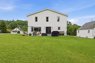 120 Oregon Ave, Vandergrift, PA 15690 - Photo 3