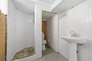 1240 Dagmar Ave, Beechview, PA 15216 - Photo 29