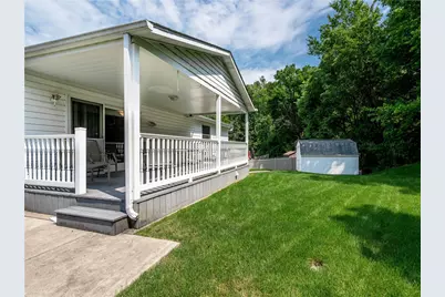 3139 New Hampshire Dr, Lower Burrell, PA 15068 - Photo 11