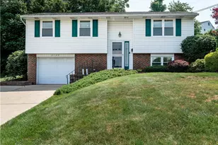 3139 New Hampshire Dr, Lower Burrell, PA 15068 - Photo 3