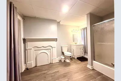 69 S Washington St #2, Franklin Township, PA 15370 - Photo 9