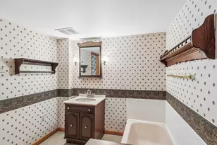625 Palo Alto Dr, Perry Township, PA 16117 - Photo 17