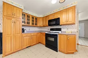 102 Michael Dr, Level Green, PA 15085 - Photo 13