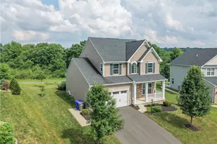 1032 Blackhawk Dr, Middlesex Township, PA 16059 - Photo 3