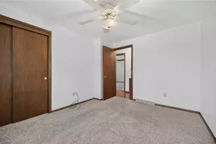 5080 Bowling Green St, Finleyville, PA 15332 - Photo 25