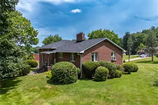 115 Hickory Dr, Chippewa Township, PA 15010 - Photo 35