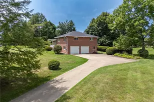115 Hickory Dr, Chippewa Township, PA 15010 - Photo 31